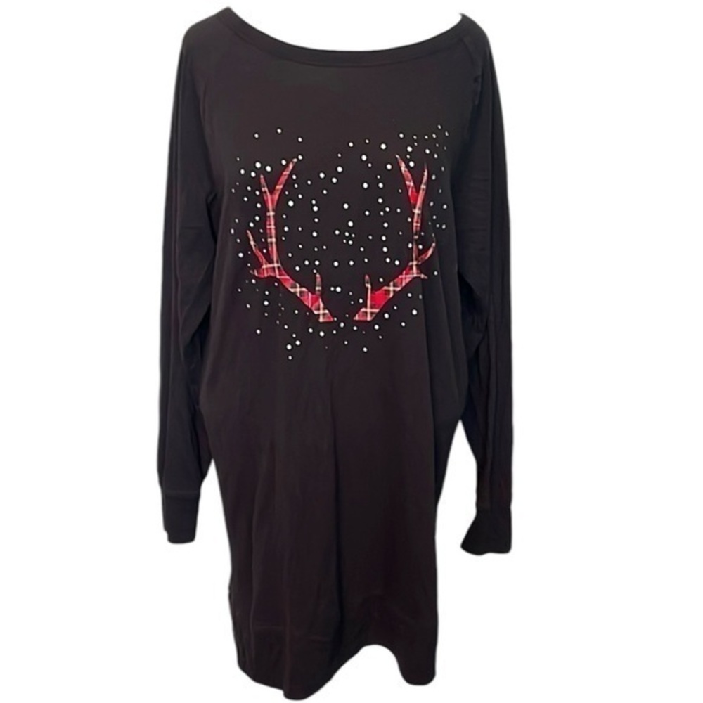 Victorias Secret long sleeve shirt w/ side slits, reindeer antlers/snow graphic